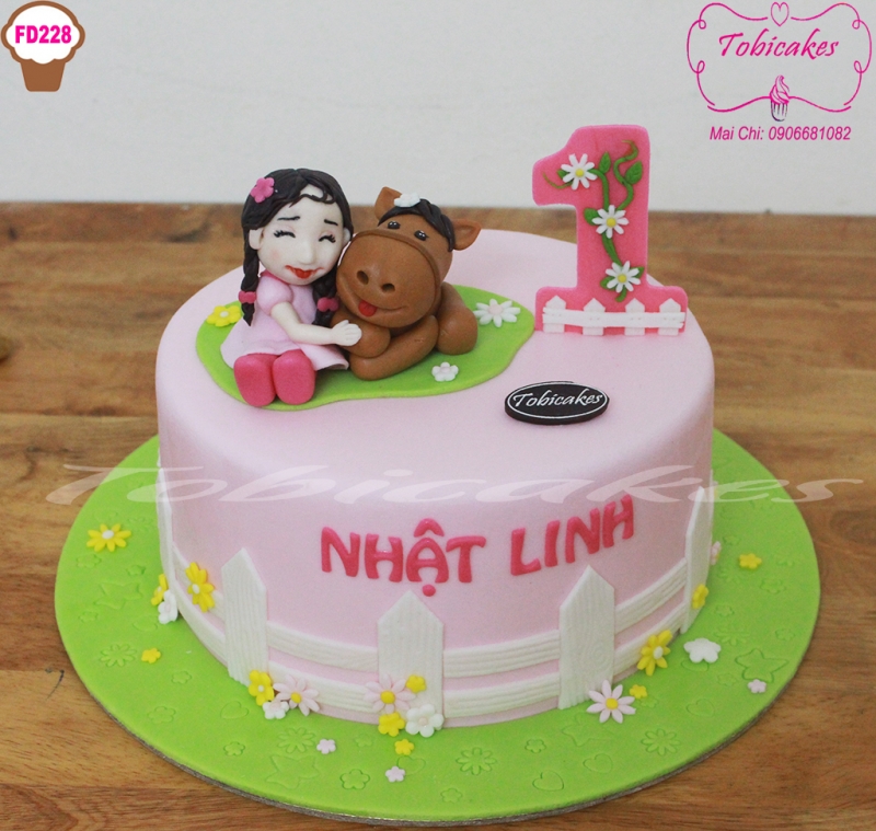 [FD228] BÁNH SINH NHẬT TRANG TRÍ HÌNH BÉ GÁI VÀ NGỰA NÂU