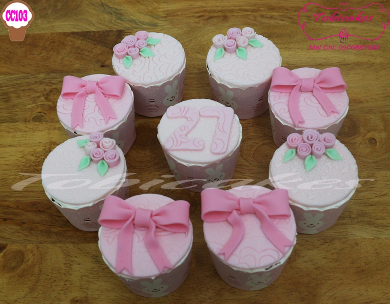 [CC103] CUPCAKES TRANG TRÍ TONE HỒNG MỪNG SINH NHẬT TUỔI 27