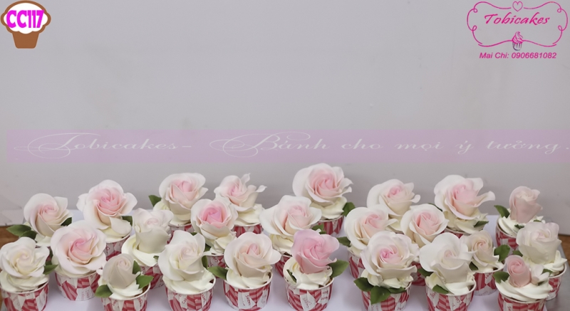 [CC117] CUPCAKES HOA HỒNG LÀM TỪ GUMPASTE