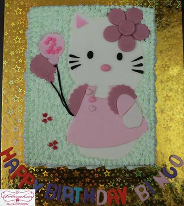 BÁNH SINH NHẬT VẼ MÈO KITTY