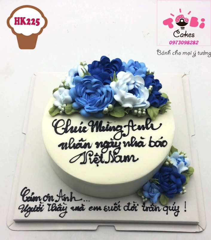 [HK225] BÁNH GATO TRANG TRÍ HOA KEM MÀU XANH DÀNH TẶNG NHÀ BÁO