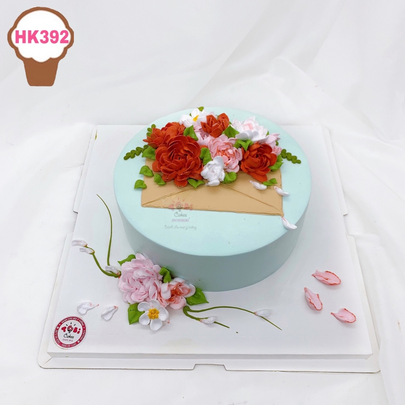 HK392 - BÁNH HOA KEM KÈM LÁ THƯ ĐỘC ĐÁO, XINH XẮN
