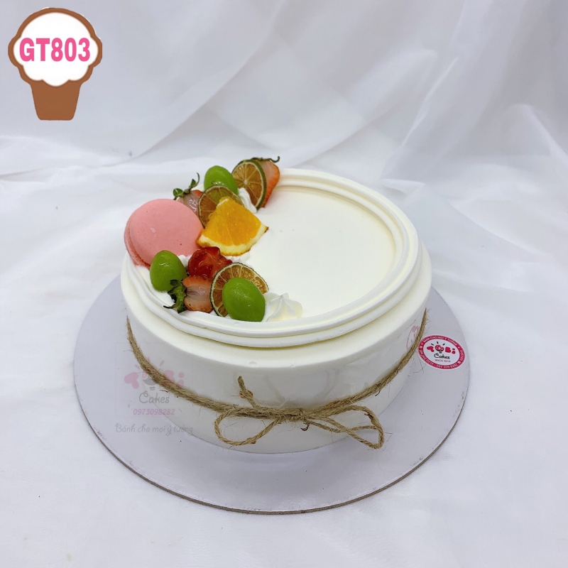 GT803 - BÁNH GATO ÂU TRANG TRÍ HOA QUẢ