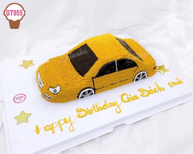 GT955 - BÁNH SINH NHẬT TỈA HÌNH Ô TÔ VÀNG DÀNH CHO CÁC BÉ TRAI
