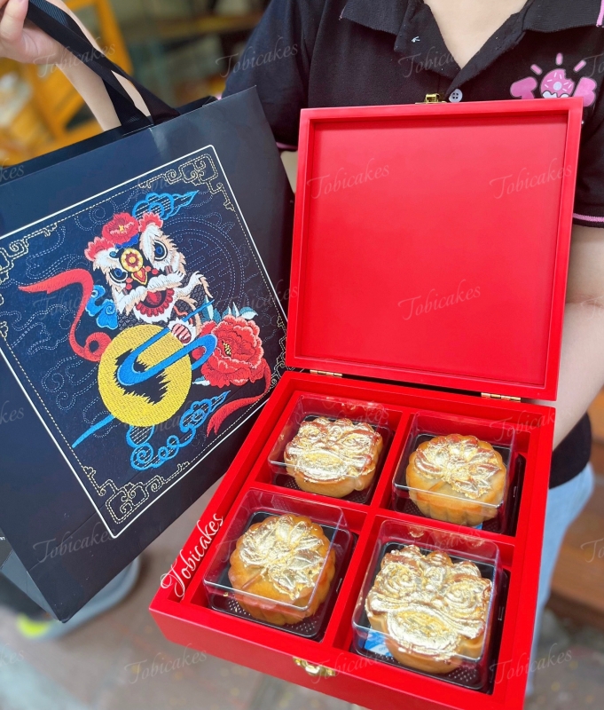 SET BÁNH TRUNG THU HOÀNG LÂN PHÚ QUÝ LIMITED