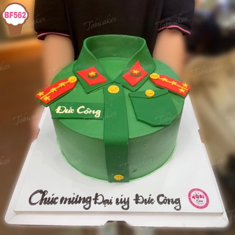 BF562 - BÁNH SINH NHẬT TỈA HÌNH ÁO CÔNG AN ĐẸP ẤN TƯỢNG