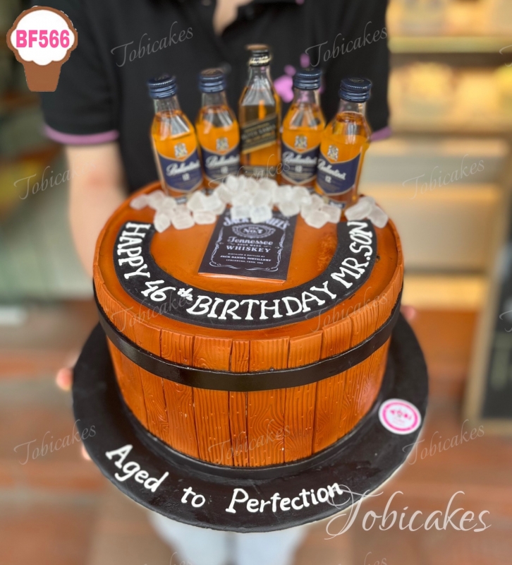 BF566 - BÁNH SINH NHẬT TẠO HÌNH THÙNG RƯỢU JACK DANIELS TẶNG BỐ, CHỒNG, SẾP NAM