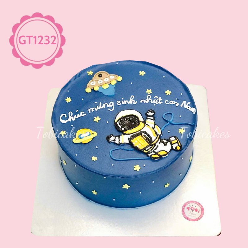 GT1232 – Bánh sinh nhật Phi Hành gia cùng bé vào vũ trụ