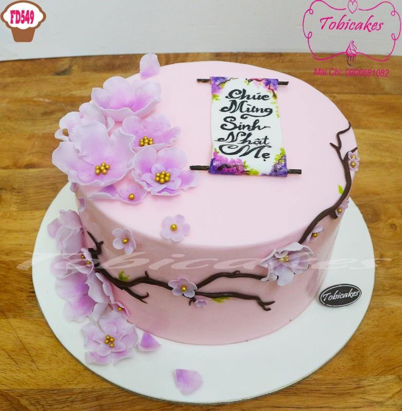 BÁNH SINH NHẬT TRANG TRÍ HOA DÀNH TẶNG MẸ