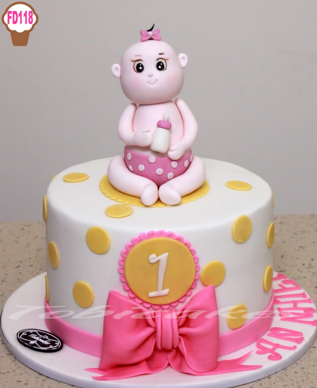 BÁNH SINH NHẬT TẠO HÌNH BÉ GÁI CUTE 1 TUỔI